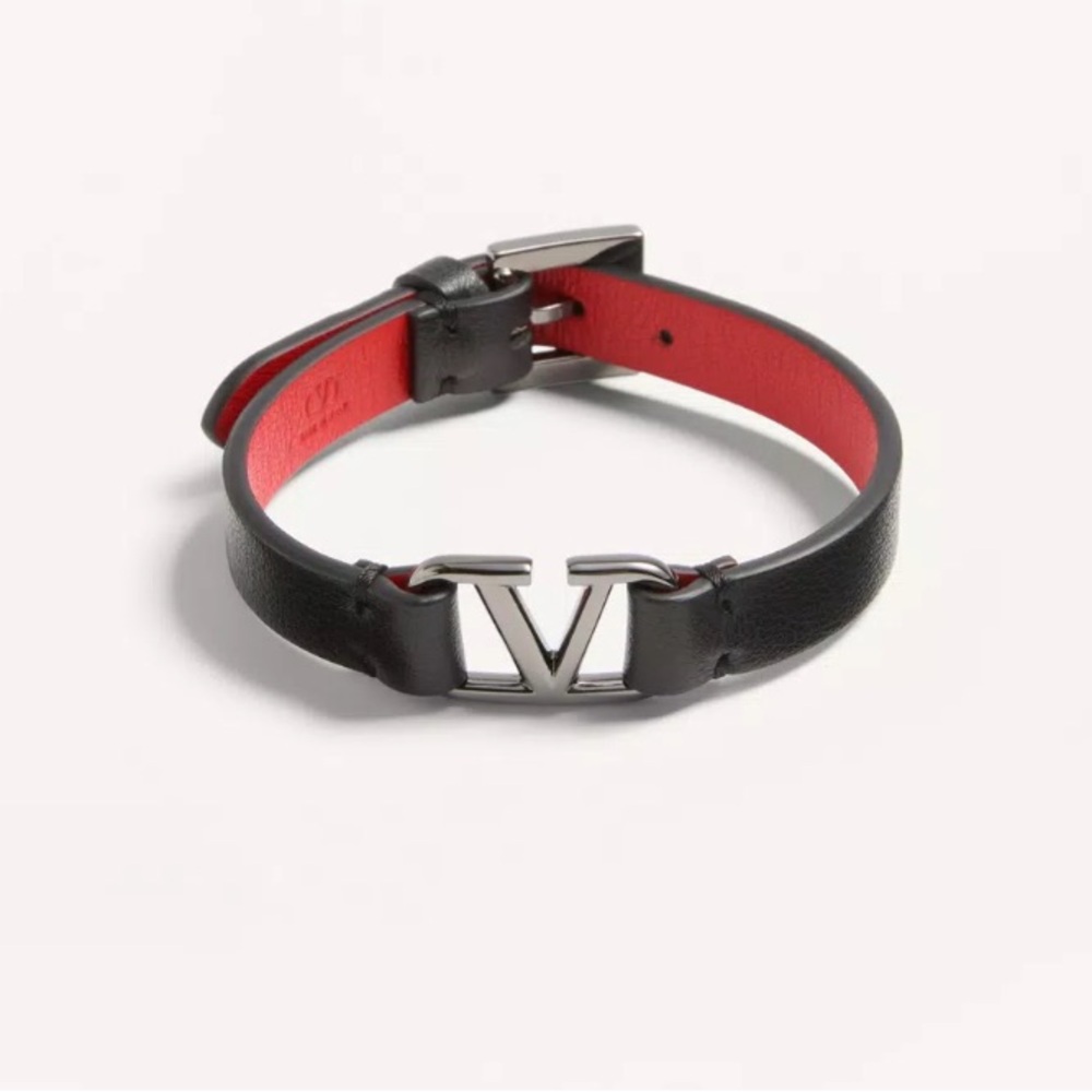 Valentino Garavani V-Logo Signature Leather Bracelet